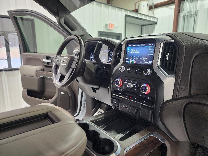 GMC Sierra 3500HD 4WD Crew Cab 159" SLT 2022