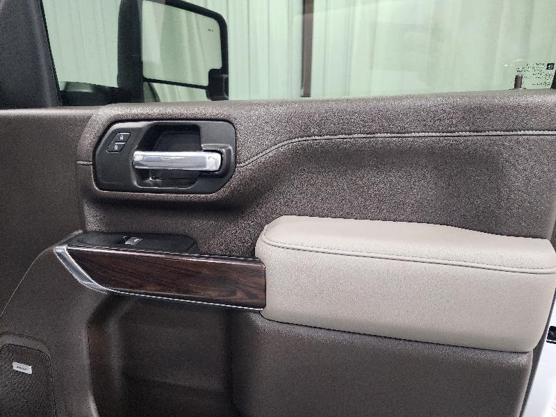 GMC Sierra 3500HD 4WD Crew Cab 159" SLT 2022