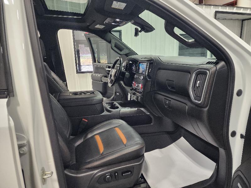 GMC Sierra 1500 4WD Crew Cab 147" AT4 2020
