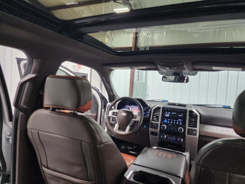 Ford Super Duty F-250 SRW King Ranch 4WD Crew Cab 8' Box 2019