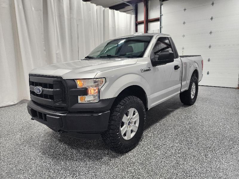 Ford F-150 4WD Reg Cab 141" XL 2016