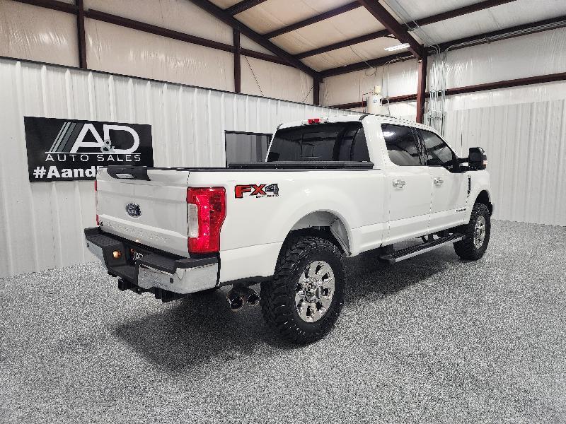 Ford Super Duty F-350 SRW King Ranch 4WD Crew Cab 8' Box 2018
