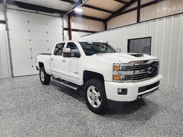 2017 Chevrolet Silverado 2500HD 4WD Crew Cab 153.7" High Country