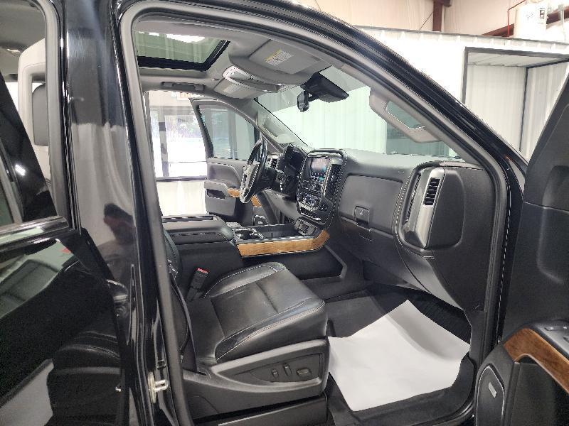 Chevrolet Silverado 3500HD Built After Aug 14 4WD Crew Cab 153.7" LTZ 2015