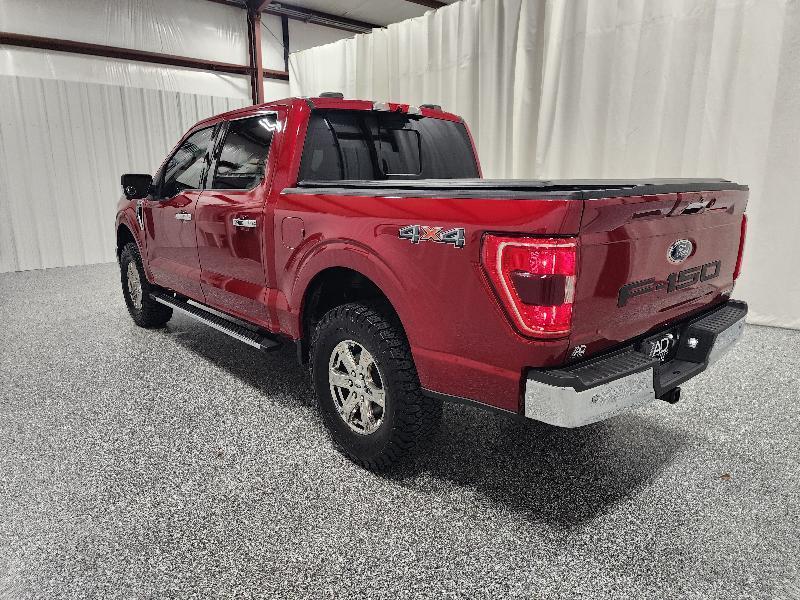 Ford F-150 4WD SuperCrew 145" XLT 2021
