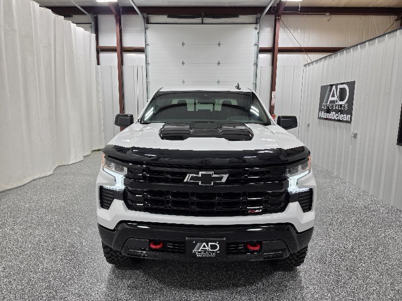 Chevrolet Silverado 1500 4WD Crew Cab 147" LT Trail Boss 2024