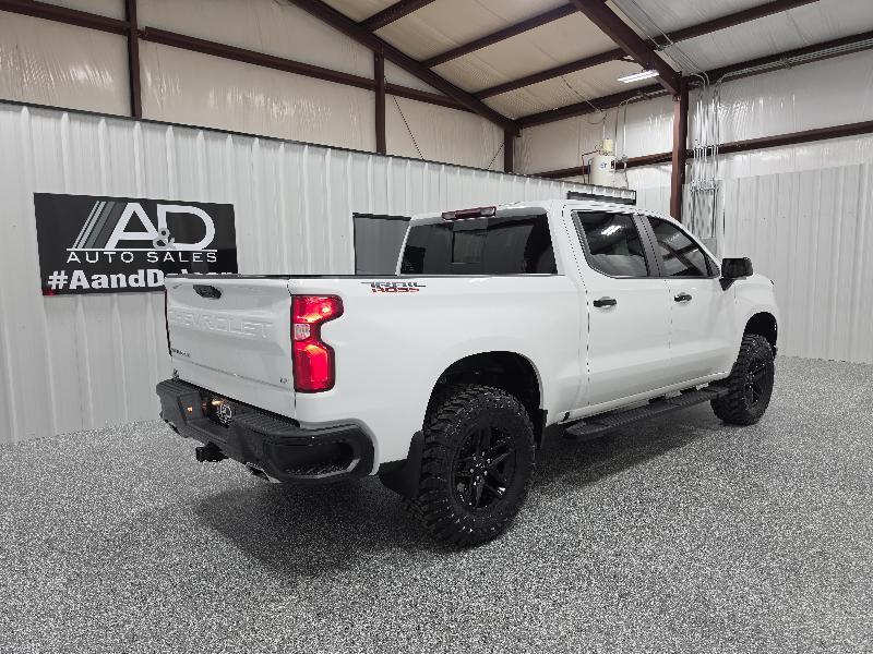 Chevrolet Silverado 1500 4WD Crew Cab 147" LT Trail Boss 2024