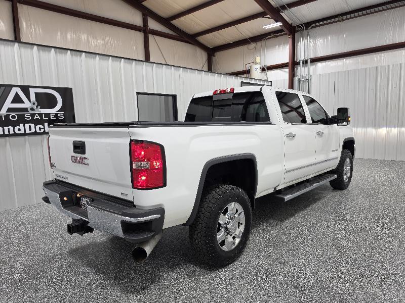 GMC Sierra 2500HD 4WD Crew Cab 153.7" SLT 2016