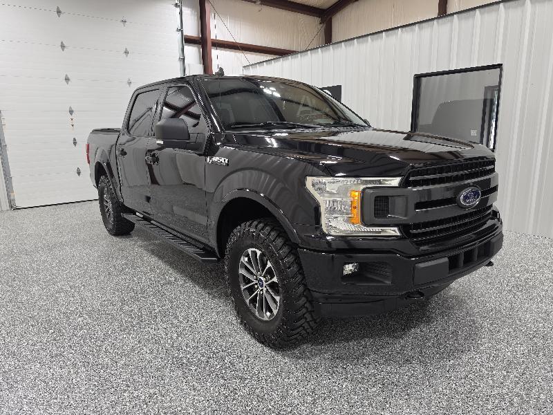 Ford F-150 4WD SuperCrew 145" XLT 2019