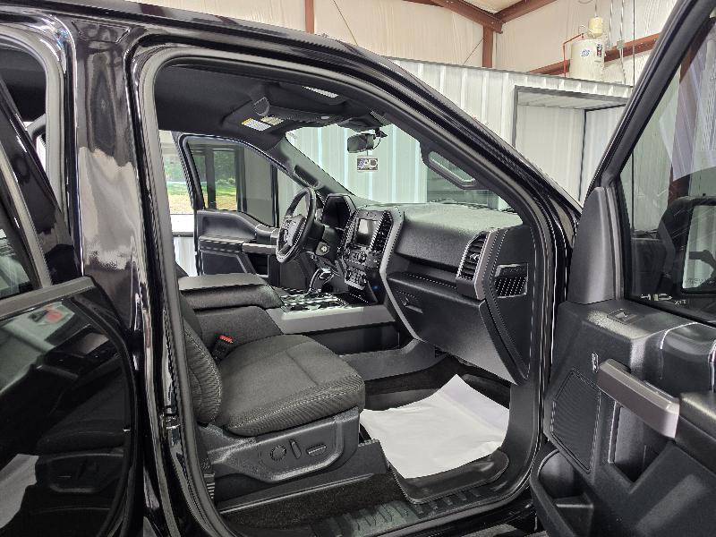 Ford F-150 4WD SuperCrew 145" XLT 2019