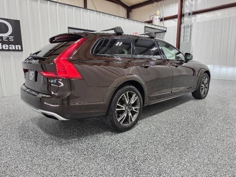 Volvo V90 Cross Country T6 AWD 2017