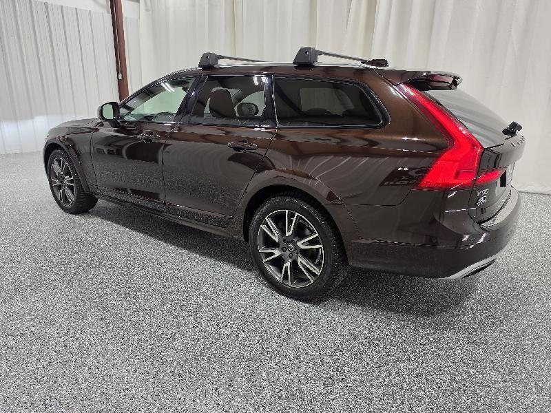 Volvo V90 Cross Country T6 AWD 2017