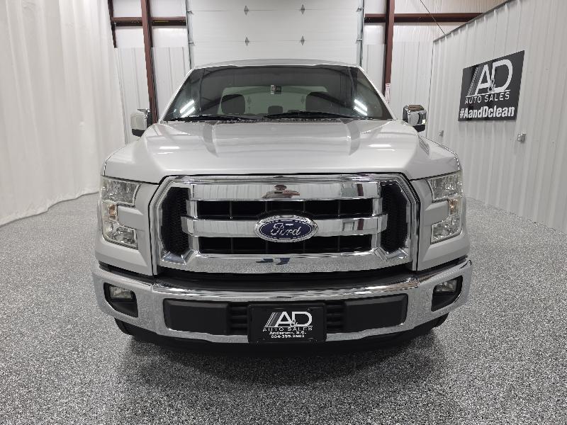 Ford F-150 2WD SuperCab 145" XLT 2015