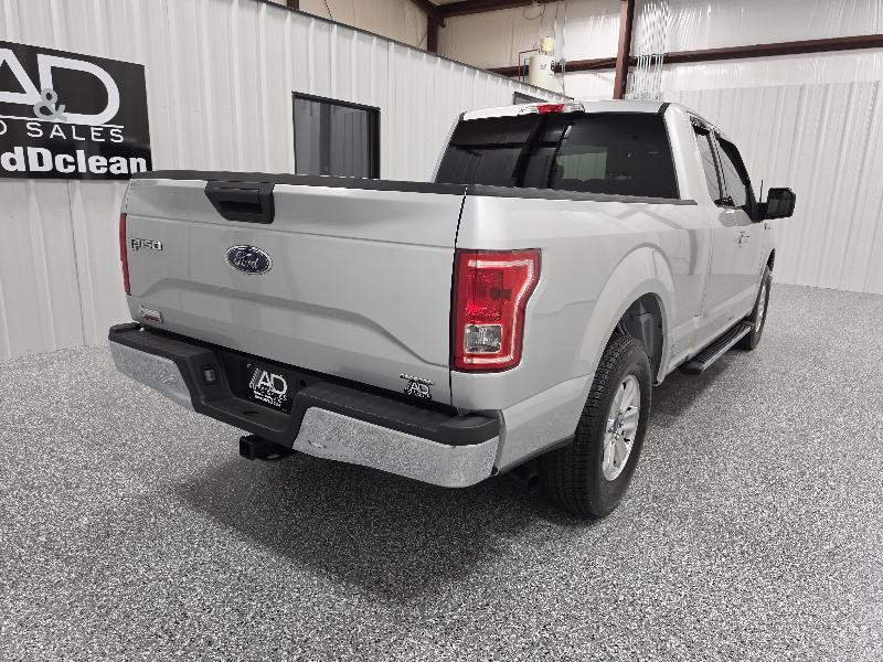 Ford F-150 2WD SuperCab 145" XLT 2015