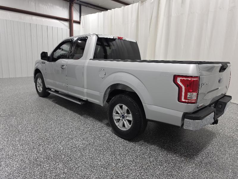 Ford F-150 2WD SuperCab 145" XLT 2015