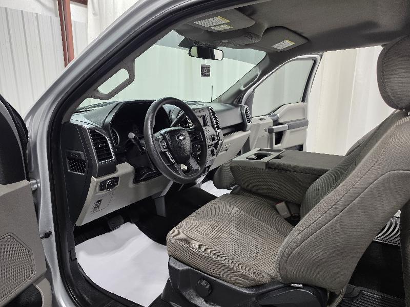 Ford F-150 2WD SuperCab 145" XLT 2015