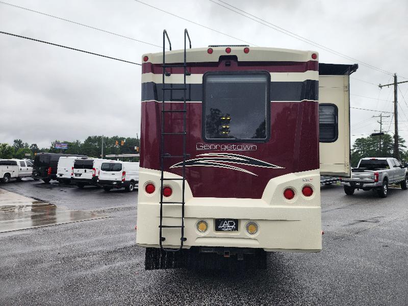Ford Super Duty F-53 Motorhome Stripped Chassis 208" DRW 2012