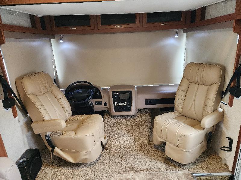 Ford Super Duty F-53 Motorhome Stripped Chassis 208" DRW 2012