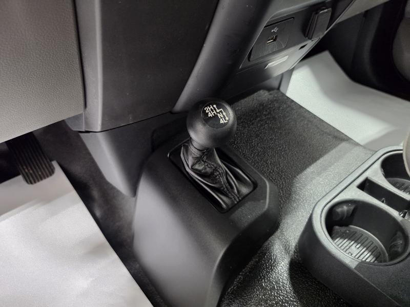 Ford Super Duty F-350 DRW XL 4WD SuperCab 168" WB 60" CA 2018