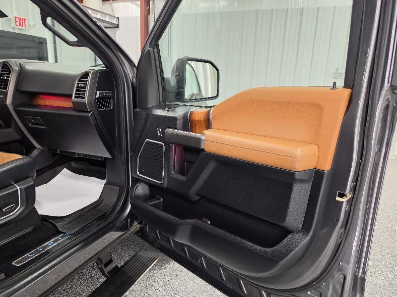 Ford F-150 4WD SuperCrew 145" Limited 2017