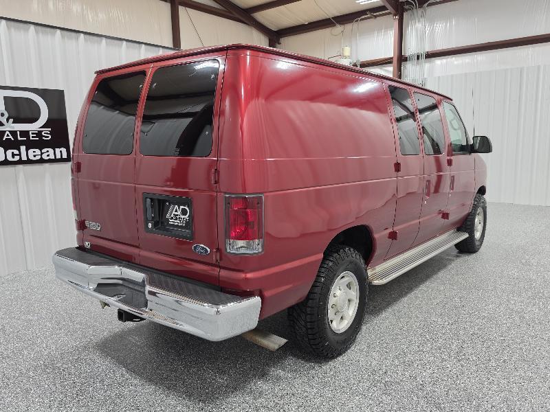 Ford Econoline Cargo Van E-350 2001