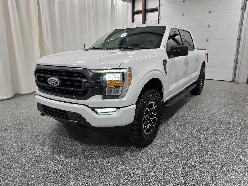 Ford F-150 4WD SuperCrew 145" XLT 2022