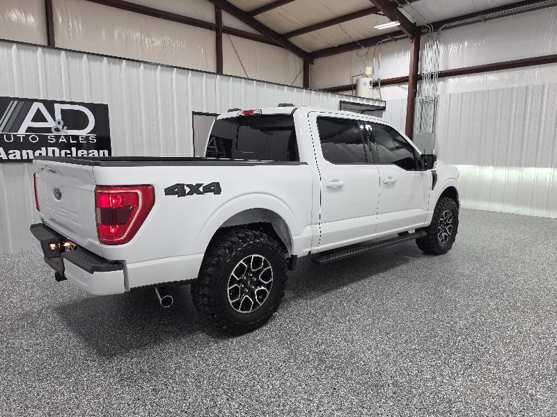 Ford F-150 4WD SuperCrew 145" XLT 2022