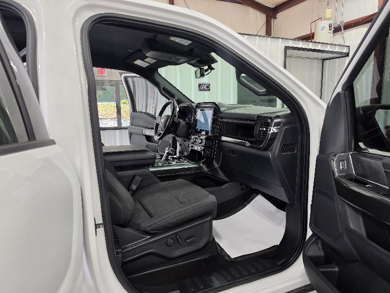 Ford F-150 4WD SuperCrew 145" XLT 2022