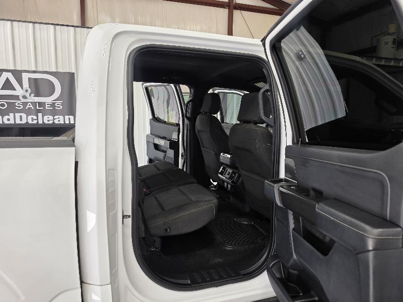 Ford F-150 4WD SuperCrew 145" XLT 2022