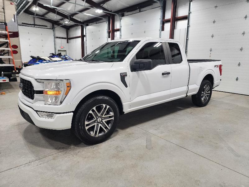 Ford F-150 Lariat 2WD SuperCab 8' Box 2021