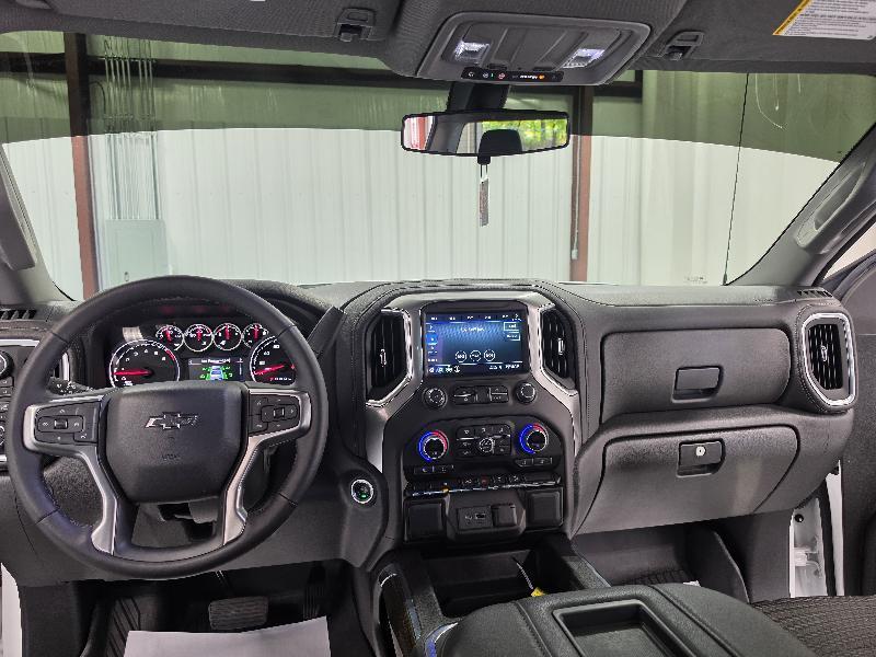 Chevrolet Silverado 1500 LTD 4WD Crew Cab 147" LT Trail Boss 2022