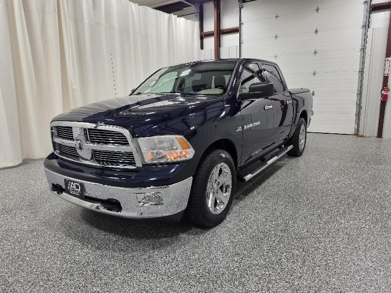 RAM 1500 2WD Crew Cab 140.5" SLT 2012