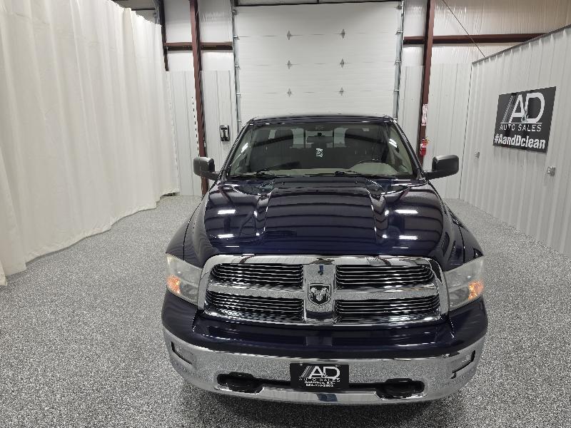 RAM 1500 2WD Crew Cab 140.5" SLT 2012