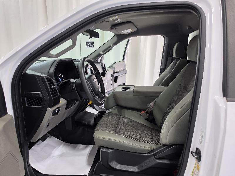 Ford F-150 2WD Reg Cab 122.5" XL 2018