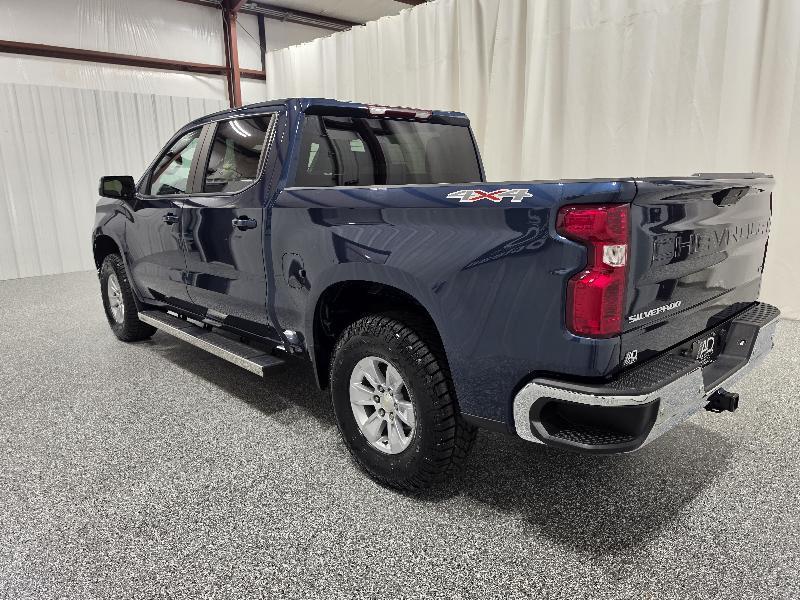 Chevrolet Silverado 1500 4WD Crew Cab 147" LT w/1LT 2021