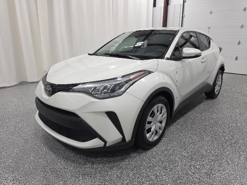 Toyota C-HR LE FWD (Natl) 2021