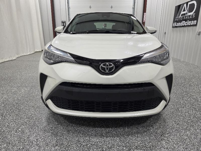 Toyota C-HR LE FWD (Natl) 2021
