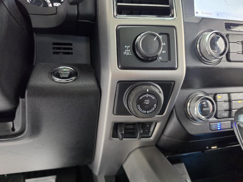 Ford F-150 4WD SuperCrew 145" Platinum 2019