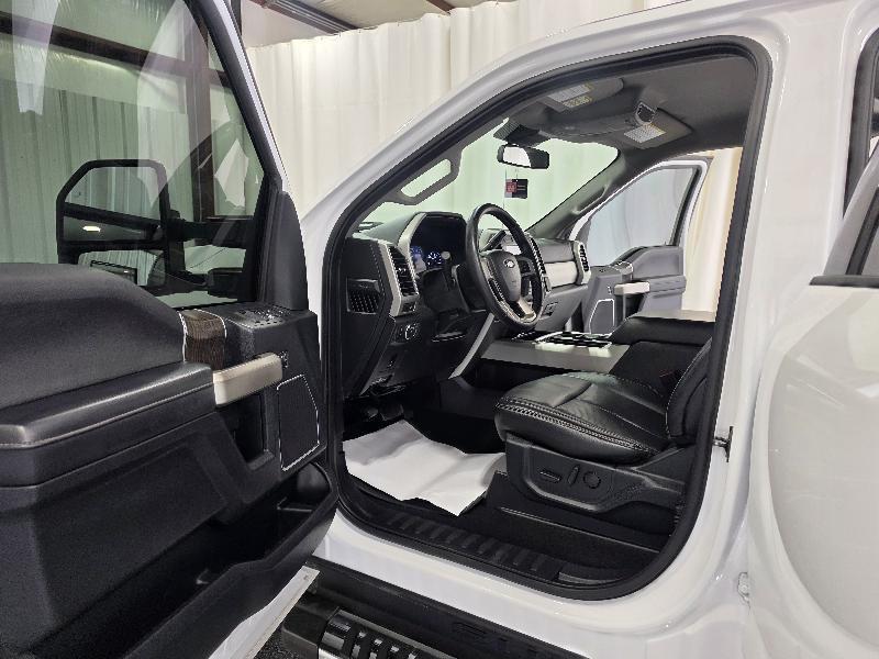 Ford Super Duty F-250 SRW King Ranch 4WD Crew Cab 8' Box 2020