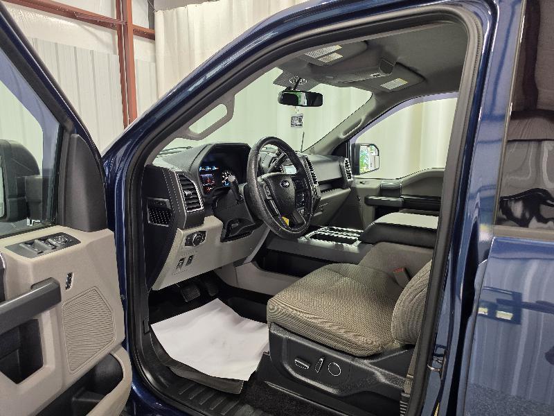 Ford F-150 2WD SuperCrew 145" XLT 2016