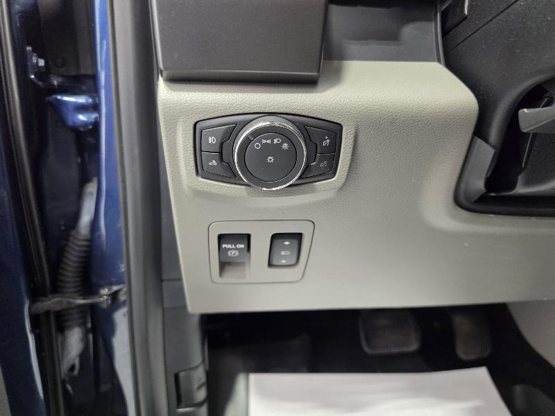 Ford F-150 2WD SuperCrew 145" XLT 2016