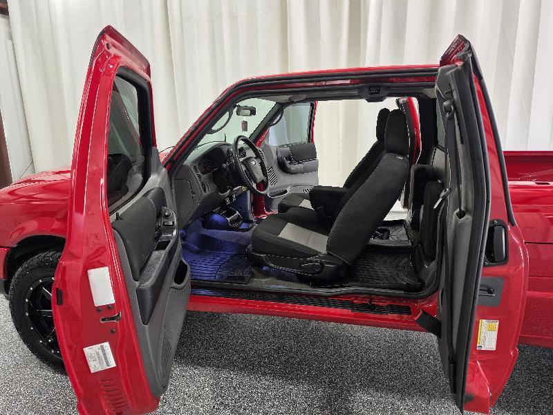 Ford Ranger 2WD 4dr SuperCab 126" Sport 2011