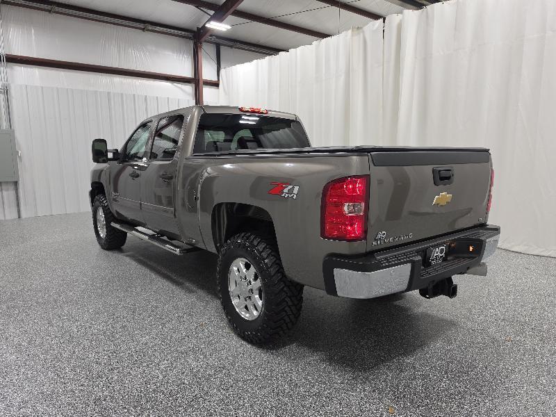 Chevrolet Silverado 2500HD 4WD Crew Cab 153.7" LT 2013