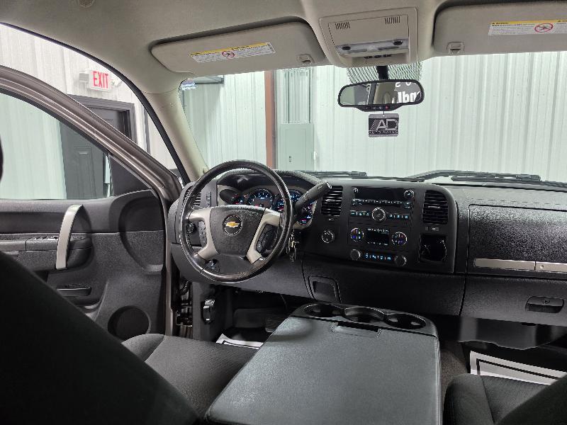 Chevrolet Silverado 2500HD 4WD Crew Cab 153.7" LT 2013