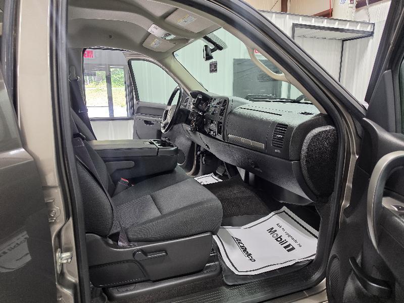 Chevrolet Silverado 2500HD 4WD Crew Cab 153.7" LT 2013