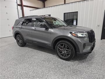 2025 Ford Explorer ST-Line 4WD