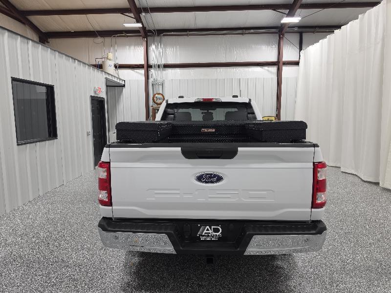 Ford F-150 2WD SuperCab 145" XL 2021