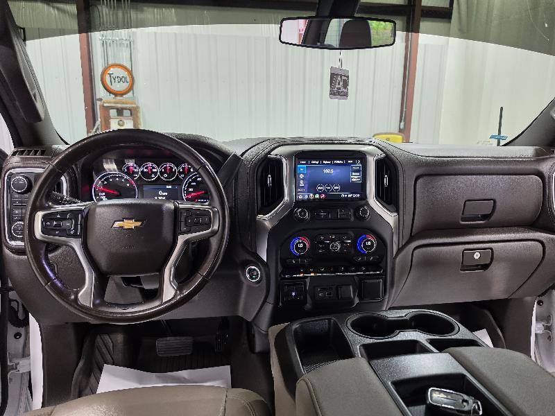 Chevrolet Silverado 1500 4WD Crew Cab 147" LT w/1LT 2021