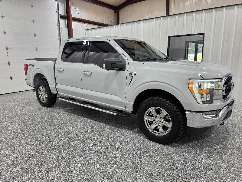 Ford F-150 4WD SuperCrew 145" XLT 2023