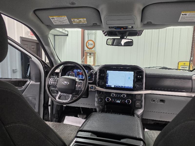 Ford F-150 4WD SuperCrew 145" XLT 2023